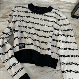 Lurking class sweater